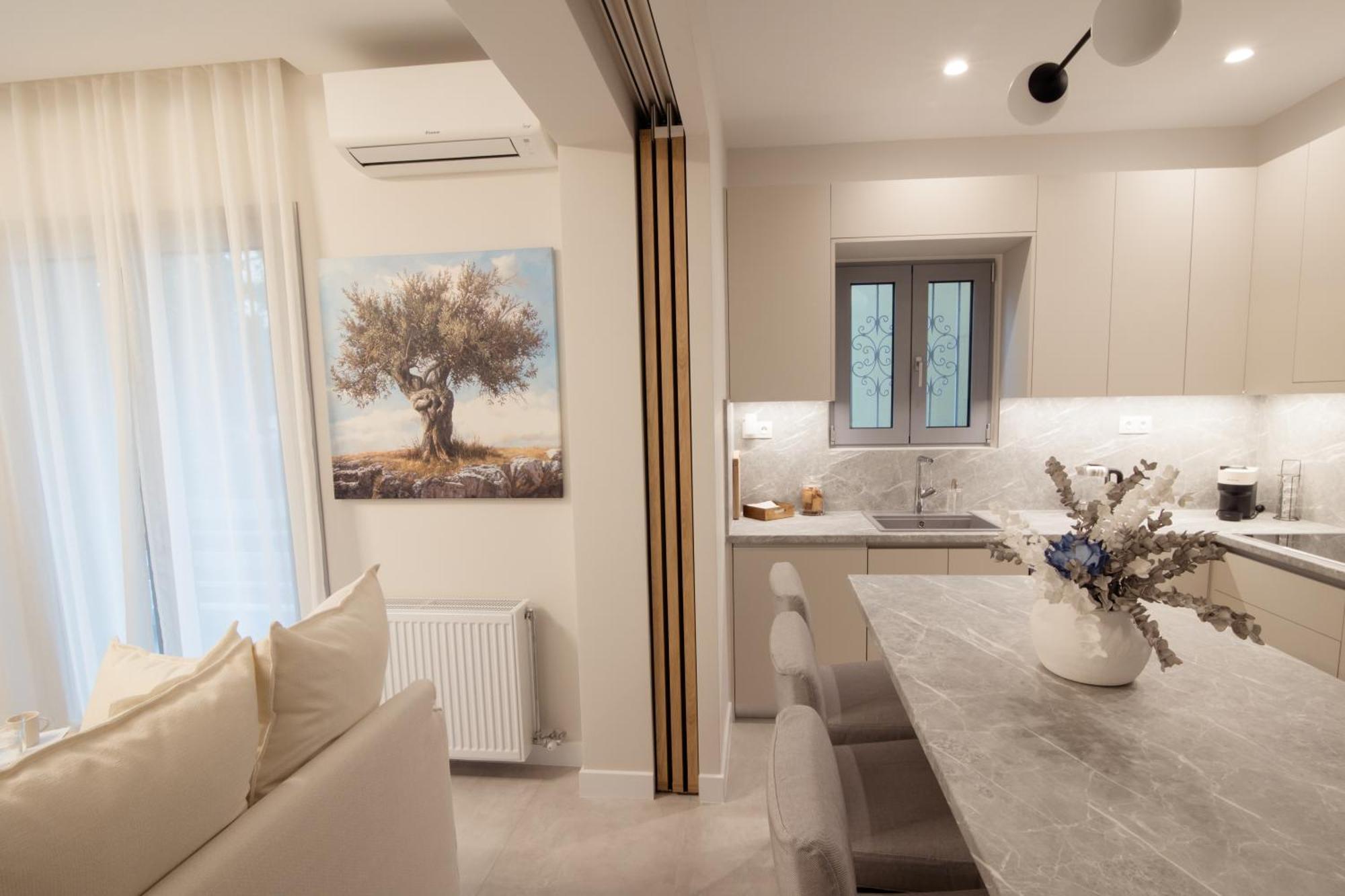 J&b Apartment *